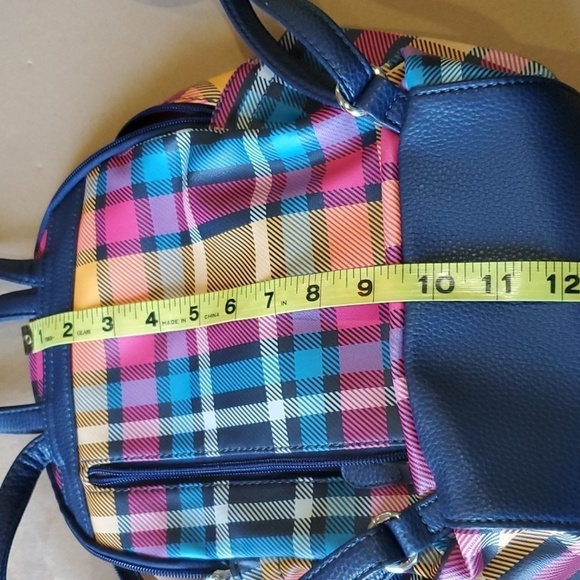 Multi Sac colorful plaid and navy backpack 9 pockets approx 12 X 11 - Picture 10 of 12